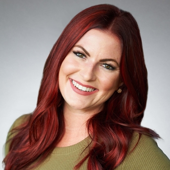 Lindsay R. Peak Photo